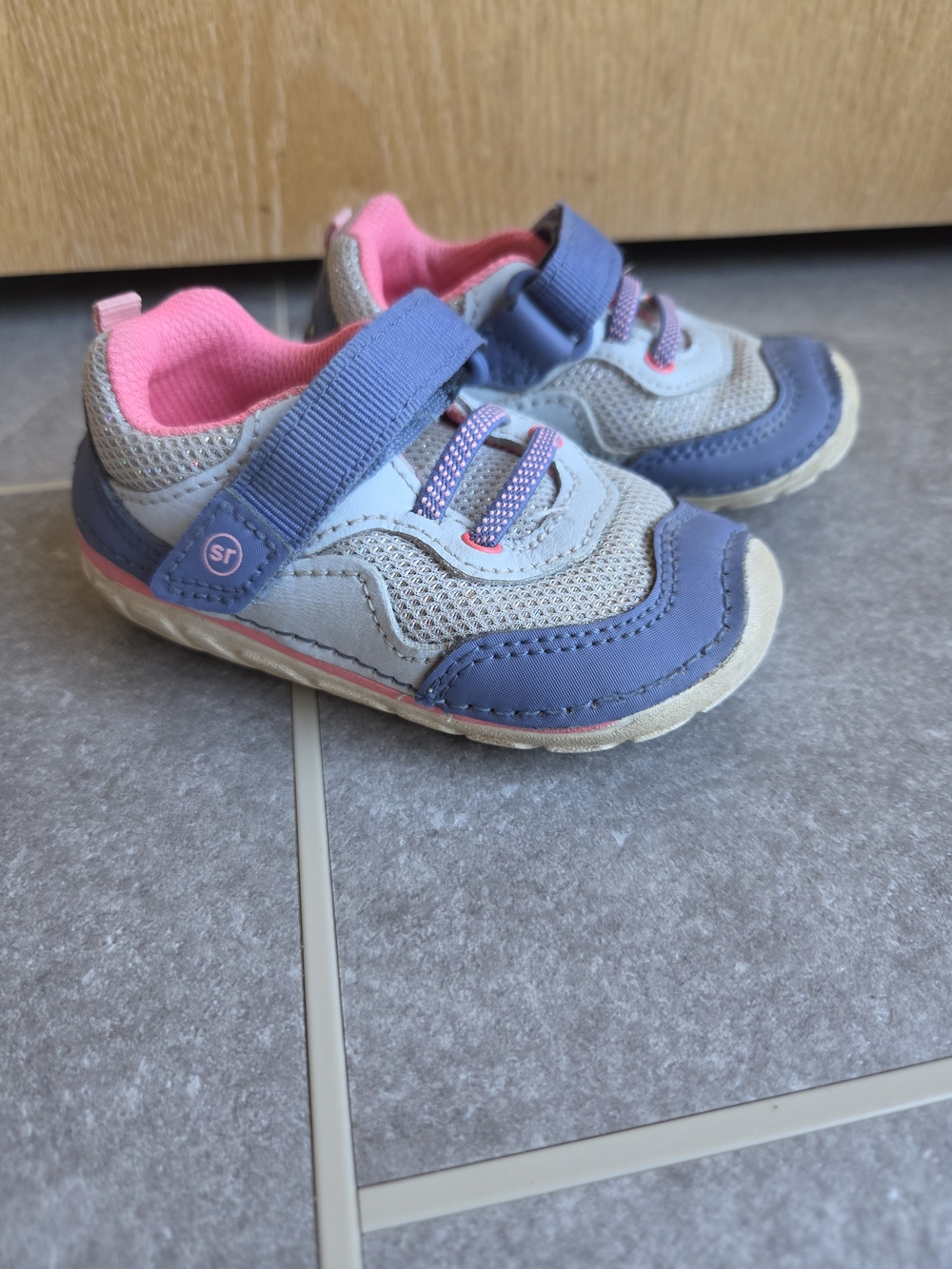 Size 5 Stride Rite Shoes